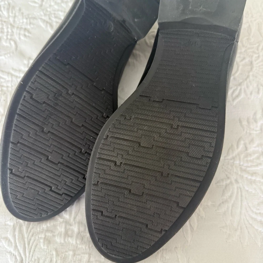 Black Leather Classic Loafer Shoe size EU 40 US 9.5-10